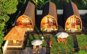 Besakih Homestay & Villa